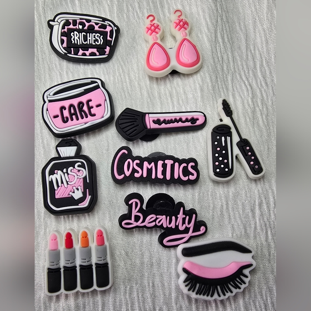 Cosmetic Croc Charms Set - Makeup- NEW WITHOUT TAGS